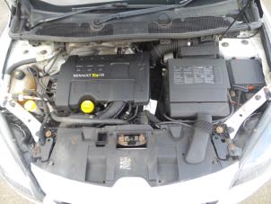 Używane Pokrywa silnika Renault Megane Cena na żądanie oferowane przez N Kossen Autorecycling BV