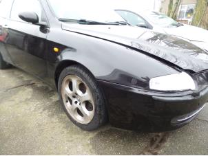 Used Front wing, right Alfa Romeo 147 (937) 1.6 HP Twin Spark 16V Price on request offered by N Kossen Autorecycling BV