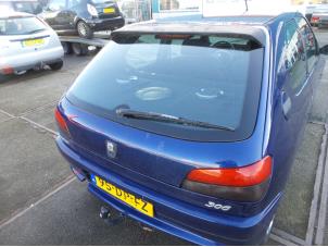 Used Tailgate Peugeot 306 (7A/C/S) 1.6i XR,XT,ST Price on request offered by N Kossen Autorecycling BV