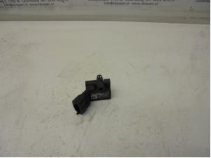 Used Mapping sensor (intake manifold) Volvo V50 (MW) 2.0 D3 20V Price on request offered by N Kossen Autorecycling BV