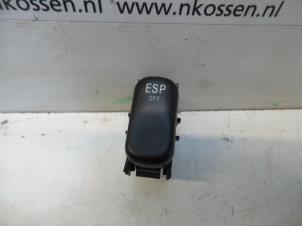 Używane Przelacznik ESP Mercedes ML-Klasse Cena na żądanie oferowane przez N Kossen Autorecycling BV
