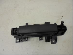 Used Handle Chrysler Voyager Price on request offered by N Kossen Autorecycling BV