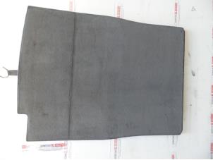 Used Boot mat BMW 7 serie (F01/02/03/04) 730d 24V Price on request offered by N Kossen Autorecycling BV
