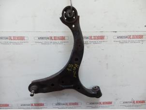 Used Front wishbone, right Kia Sorento Price on request offered by N Kossen Autorecycling BV
