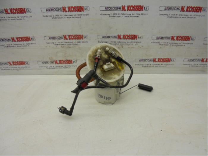 Usagé Pompe essence Ford Focus 1 1.4 16V Prix sur demande proposé par N Kossen Autorecycling BV