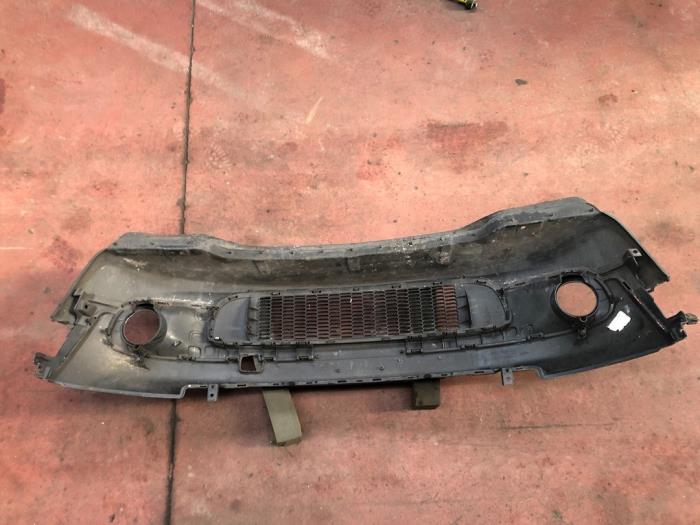 Front bumper from a Mini Clubman 2008