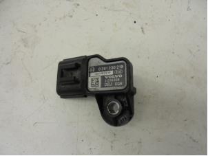 Used Mapping sensor (intake manifold) Volvo V50 Price on request offered by N Kossen Autorecycling BV