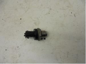 Used Fuel pressure sensor Volvo V50 Price on request offered by N Kossen Autorecycling BV