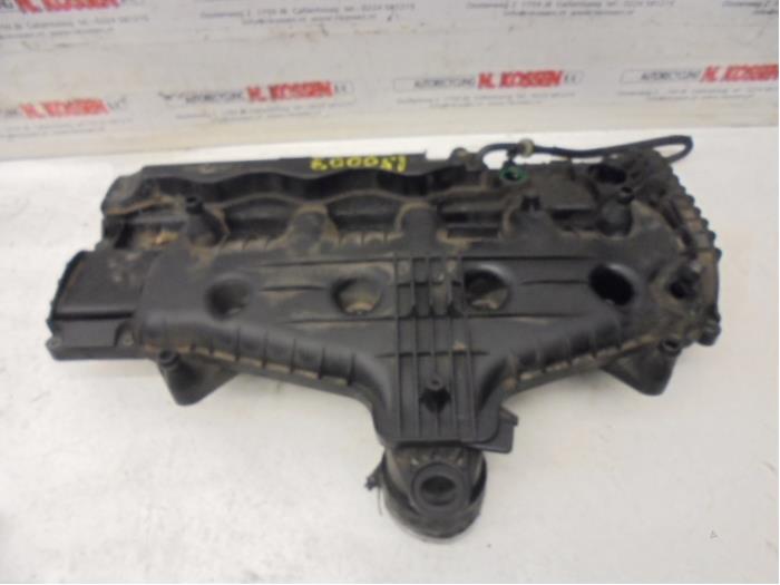 Gebrauchte Ventildeckel Volvo V50 Preis auf Anfrage angeboten von N Kossen Autorecycling BV