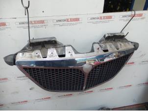 Used Grille Lancia Phedra 3.0 V6 24V Price on request offered by N Kossen Autorecycling BV
