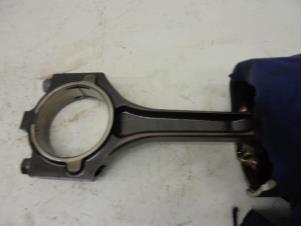 Used Connecting rod Jaguar XJ Price on request offered by N Kossen Autorecycling BV