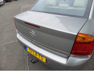 Używane Pokrywa bagaznika Opel Vectra C 2.2 16V Cena na żądanie oferowane przez N Kossen Autorecycling BV