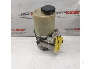 Used Power steering pump Opel Vectra C GTS 1.8 16V Price on request offered by N Kossen Autorecycling BV