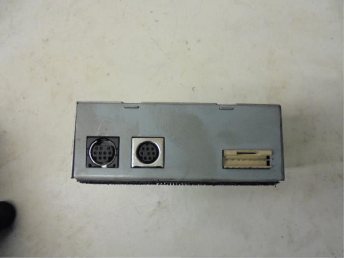 Module (miscellaneous) from a Volvo V50 (MW) 2.0 D3 20V 2011