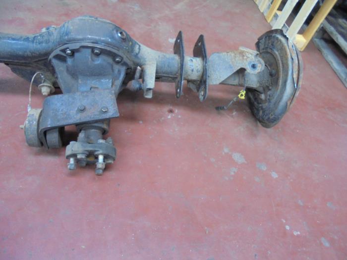 4x4 rear axle from a Land Rover Discovery II 2.5 Td5 2004