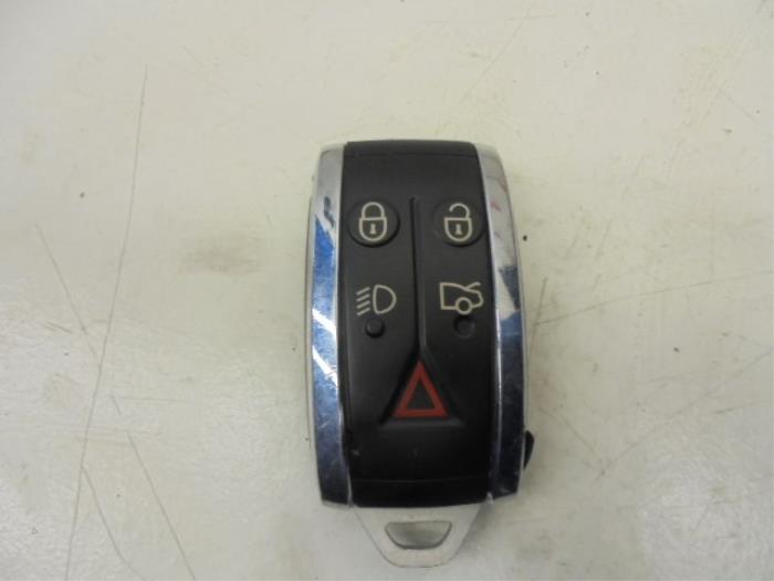Używane Klucz Jaguar XF Cena na żądanie oferowane przez N Kossen Autorecycling BV