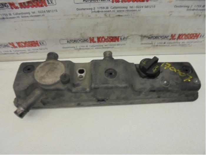 Gebrauchte Ventildeckel Ford Transit Connect Preis auf Anfrage angeboten von N Kossen Autorecycling BV
