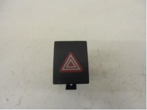 Used Panic lighting switch Volkswagen Polo IV (9N1/2/3) 1.4 16V Price on request offered by N Kossen Autorecycling BV
