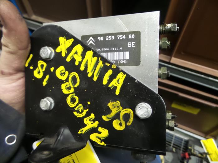 Used ABS Computer Citroen Xantia (X2/X7) 1.8i X,SX,Harmonie,Sensation 16V Price on request offered by N Kossen Autorecycling BV