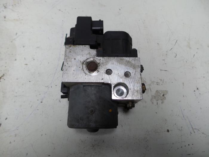 Used ABS Computer Rover 400 (RT) 420D Price on request offered by N Kossen Autorecycling BV