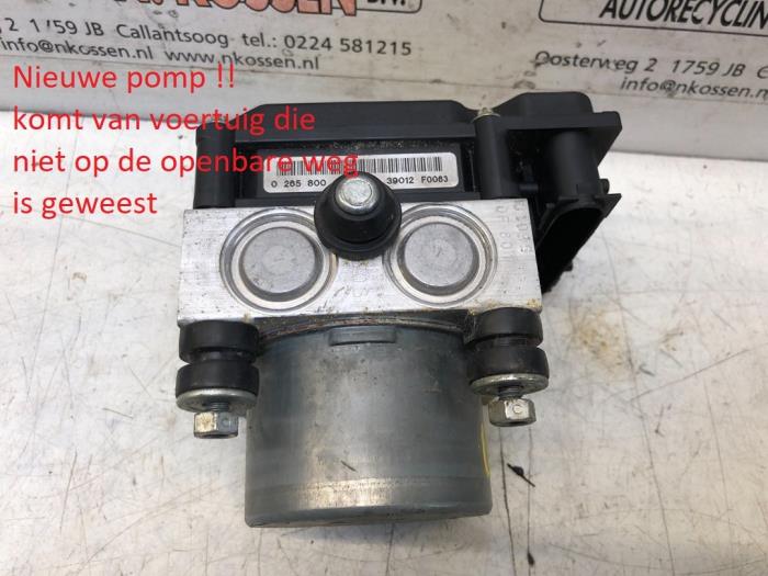 Begagnade ABS-pump Mitsubishi Colt (Z2/Z3) 1.1 12V Pris på förfrågan erbjuds av N Kossen Autorecycling BV