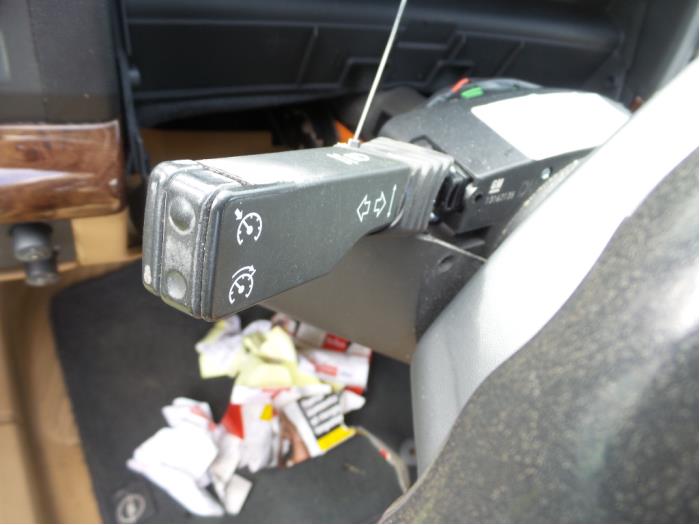 Steering column stalks with part number 772 stock