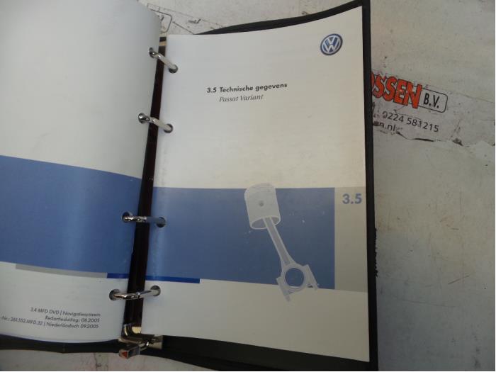 Instrucciones(varios) de un Volkswagen Passat Variant (3C5) 2.0 TDI 16V 170 2006