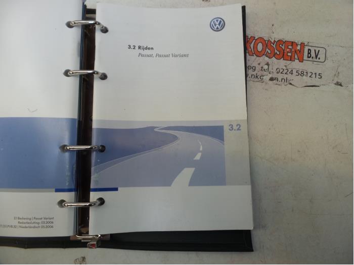 Instrucciones(varios) de un Volkswagen Passat Variant (3C5) 2.0 TDI 16V 170 2006