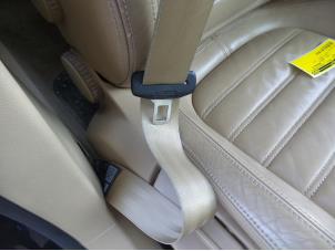 Usados Cinturón de seguridad derecha delante Volkswagen Passat Variant (3C5) 2.0 TDI 16V 170 Precio de solicitud ofrecido por N Kossen Autorecycling BV