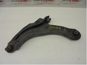 Used Front wishbone, left Renault Clio IV (5R) 0.9 Energy TCE 90 12V Price on request offered by N Kossen Autorecycling BV