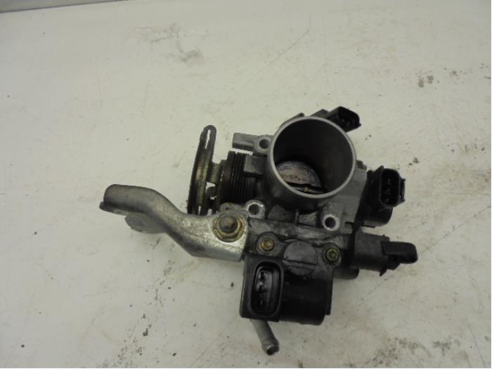 Gebrauchte Drosselklappengehäuse Daihatsu Sirion/Storia (M1) 1.0 12V Preis auf Anfrage angeboten von N Kossen Autorecycling BV