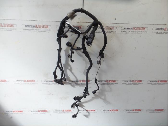 Wiring harness from a Opel Vectra C GTS 2.2 DIG 16V 2004