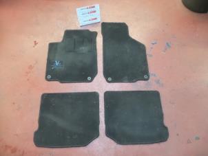 Used Set of mats Volkswagen New Beetle (9C1/9G1) 1.9 TDI 90 Price on request offered by N Kossen Autorecycling BV