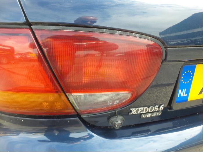 Taillight, left from a Mazda Xedos 6 2.0i V6 24V 1999