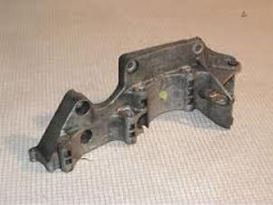 Used Air conditioning bracket Volkswagen Transporter T5 1.9 TDi Price on request offered by N Kossen Autorecycling BV