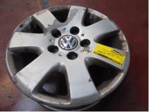 Used Wheel Volkswagen Transporter T5 2.5 TDi PF Price on request offered by N Kossen Autorecycling BV