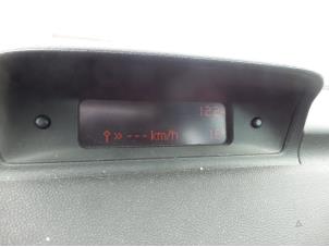 Używane Wyswietlacz wewnetrzny Peugeot 307 (3A/C/D) 1.6 16V Cena na żądanie oferowane przez N Kossen Autorecycling BV