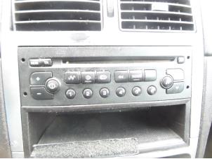 Used Radio/CD player (miscellaneous) Peugeot 307 (3A/C/D) 1.6 16V Price on request offered by N Kossen Autorecycling BV