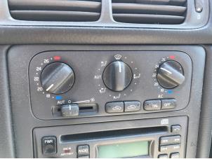 Używane Panel sterowania klimatyzacji Volvo S70 2.5 TDI Cena na żądanie oferowane przez N Kossen Autorecycling BV