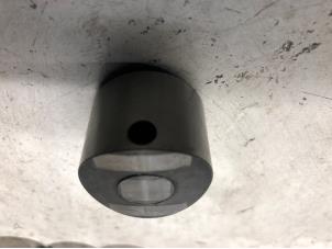 Ventilstößel van een Porsche 911 (996) 3.6 Carrera 4 24V 2004