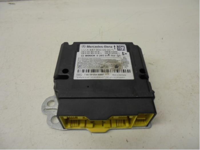 Airbag Module Mercedes Vito 2.2 114 CDI 16V A4479000900