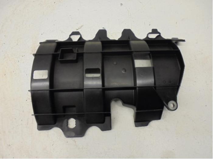 Usagé Couvercle carter Volkswagen Transporter T5 2.0 TDI DRF Prix sur demande proposé par N Kossen Autorecycling BV