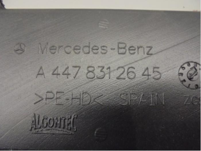 Guidage d'air d'un Mercedes-Benz Vito (447.6) 2.2 114 CDI 16V 2019