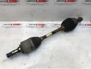Used Front drive shaft, left Mercedes ML-Klasse Price on request offered by N Kossen Autorecycling BV