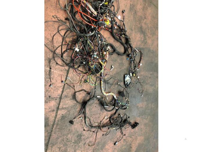 Mazo de cables compartimento motor de un Mercedes-Benz Vito (447.6) 2.2 114 CDI 16V 2019