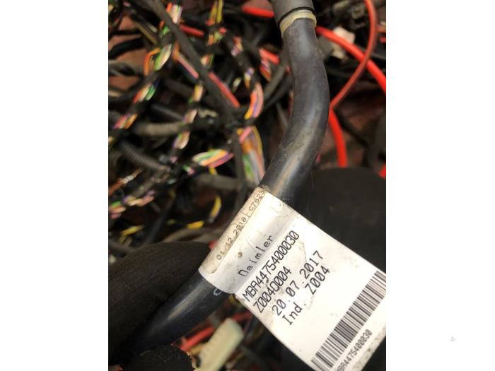 Mazo de cables compartimento motor de un Mercedes-Benz Vito (447.6) 2.2 114 CDI 16V 2019