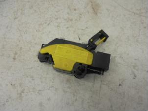 Used Clutch switch Peugeot Boxer (U9) 2.0 BlueHDi 110 Price on request offered by N Kossen Autorecycling BV