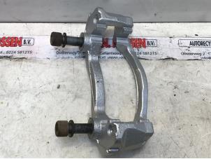 Used Front brake calliperholder, right Citroen Jumper Price on request offered by N Kossen Autorecycling BV
