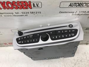 Used Radio/CD player (miscellaneous) Renault Megane Price on request offered by N Kossen Autorecycling BV