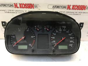 Used Instrument panel Volkswagen Transporter Price on request offered by N Kossen Autorecycling BV